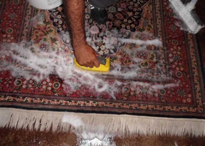 سفید کردن ریشه فرش در منزل 