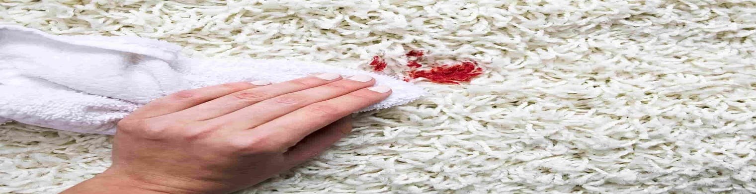 پاک کردن لکه خون از فرش در قالیشویی